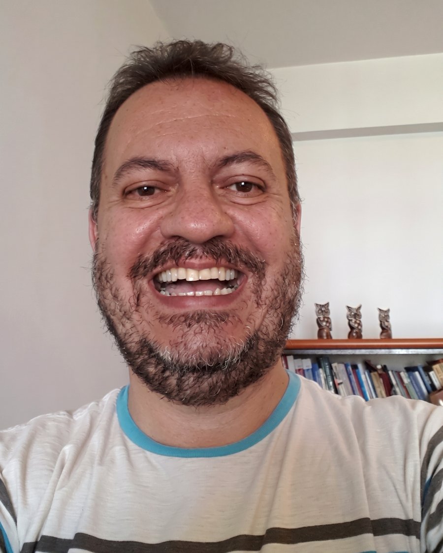 Nelson de Campos Nolasco, psicólogo clínico comportamental e professor